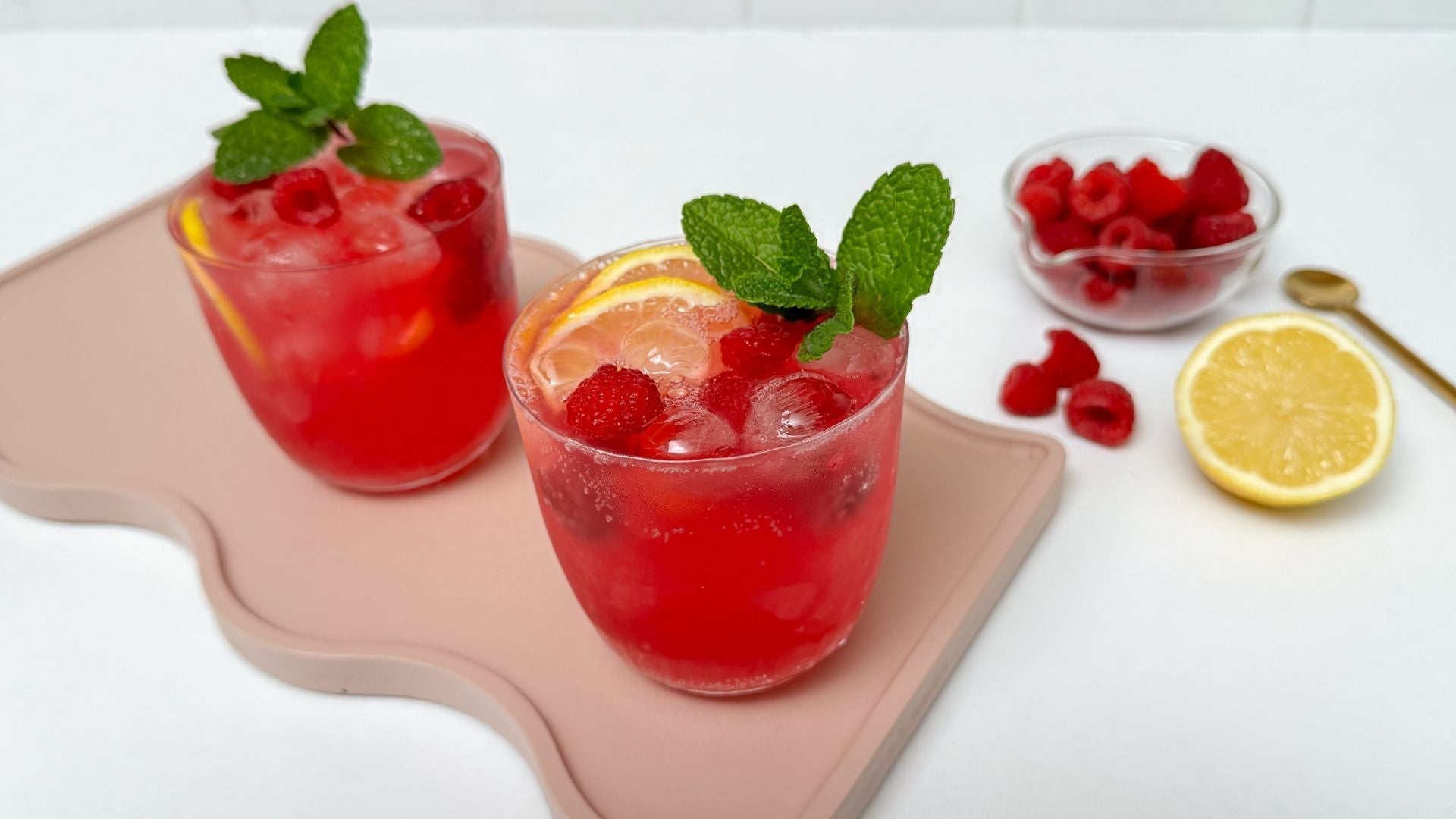 Berry Glow Fizz