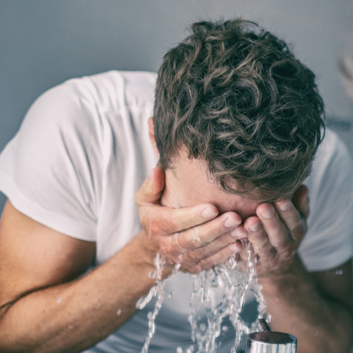 Important vitamins for men's skincare