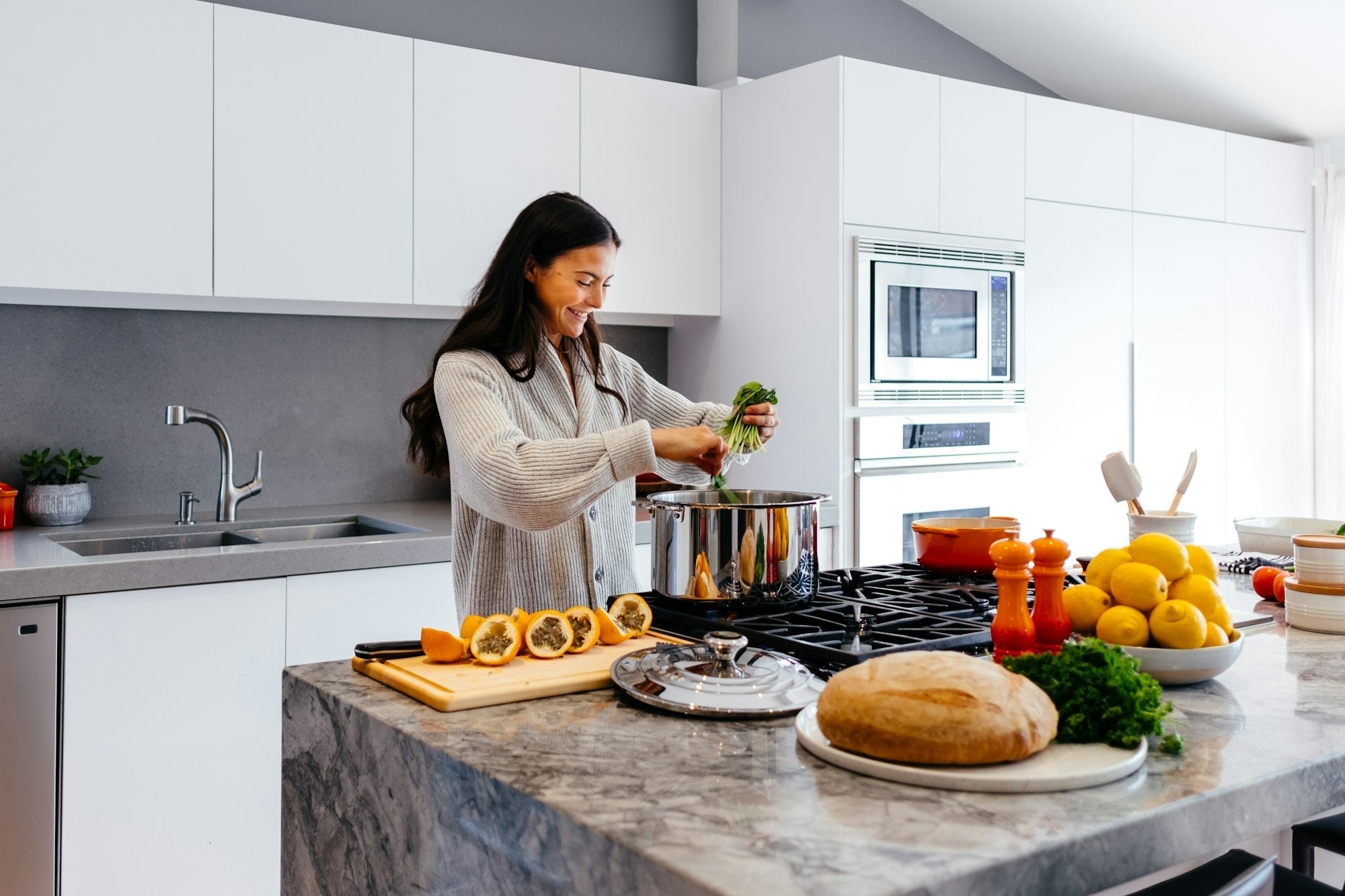 What Vitamins Should I Take? Your Guide to Choosing the Right Supplements